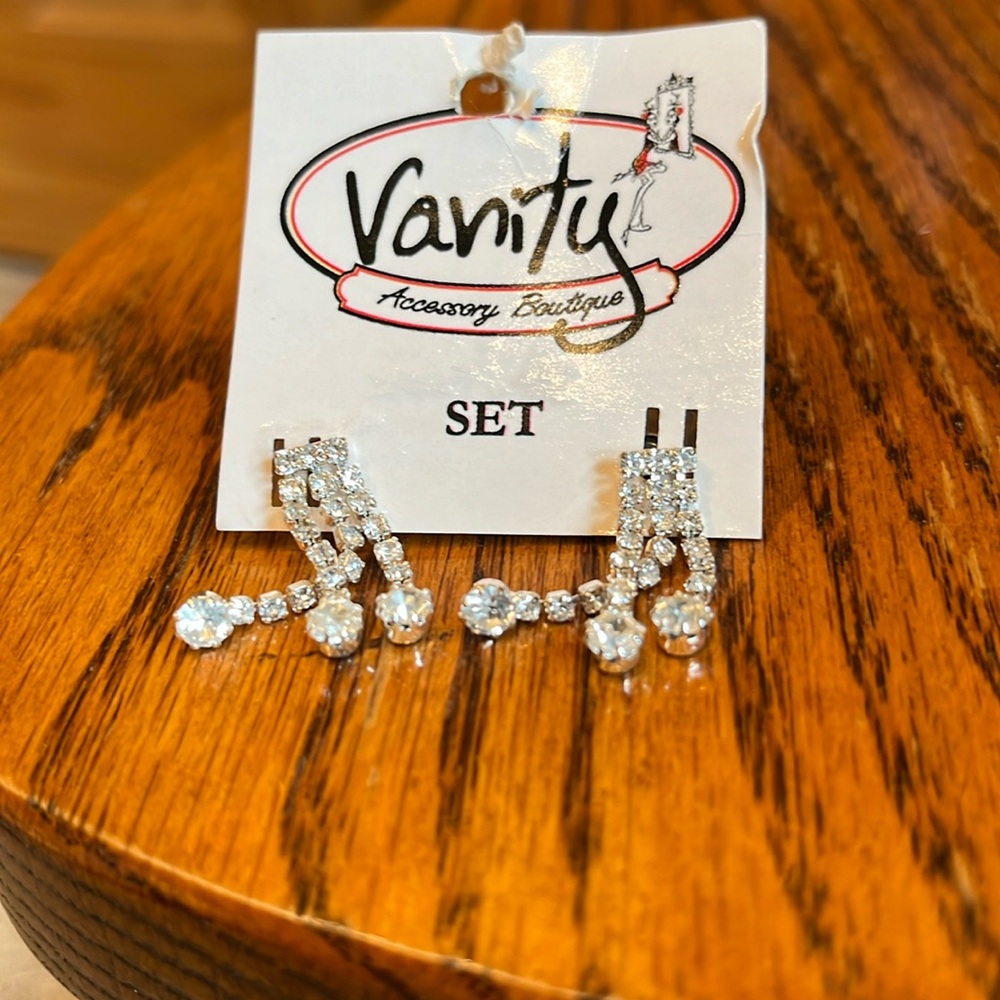 Vanity set